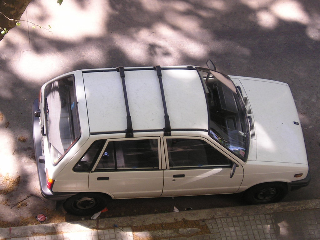 How Do I Ship My Car Across the Country With My Belongings Inside It