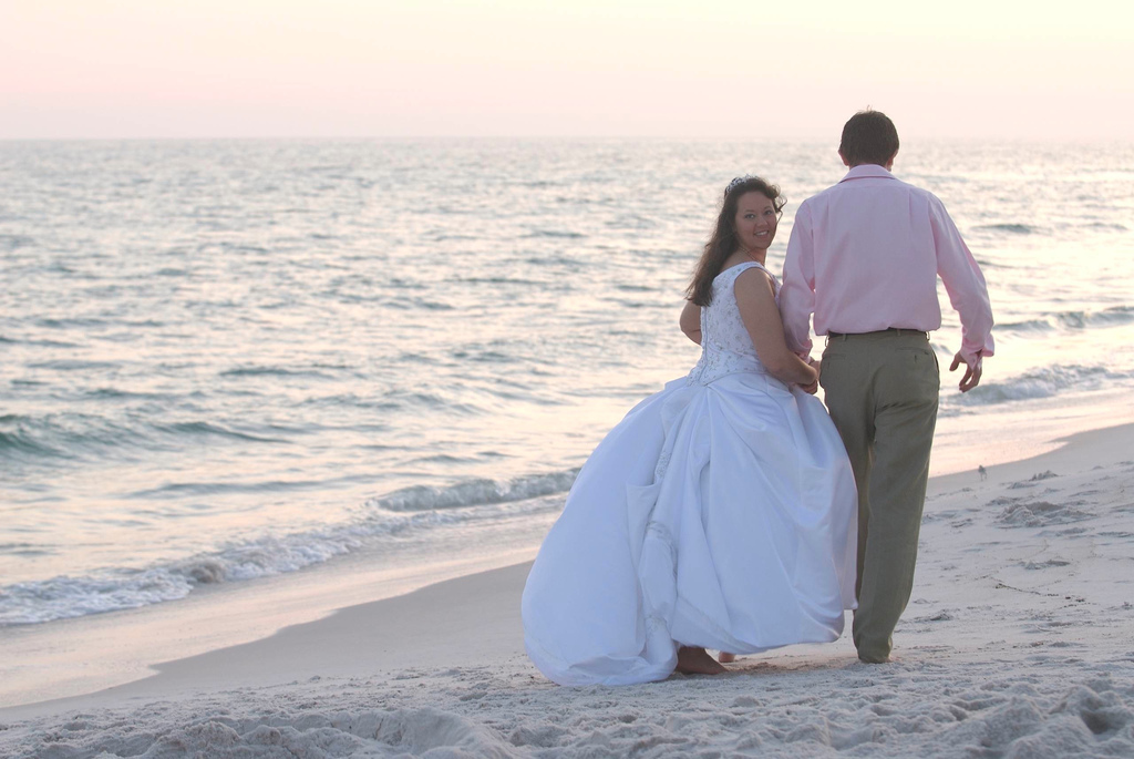 Destination Wedding Gifts for Guests USA Today